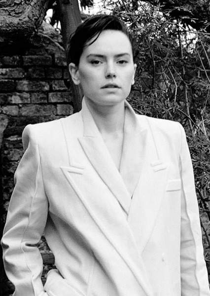 Daisy Ridley photo