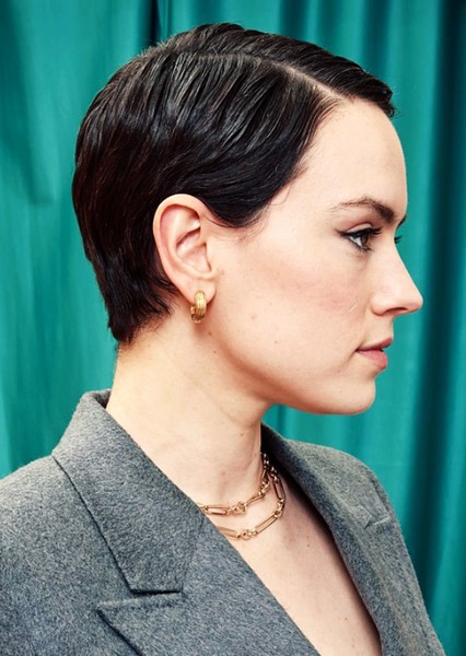 Daisy Ridley photo