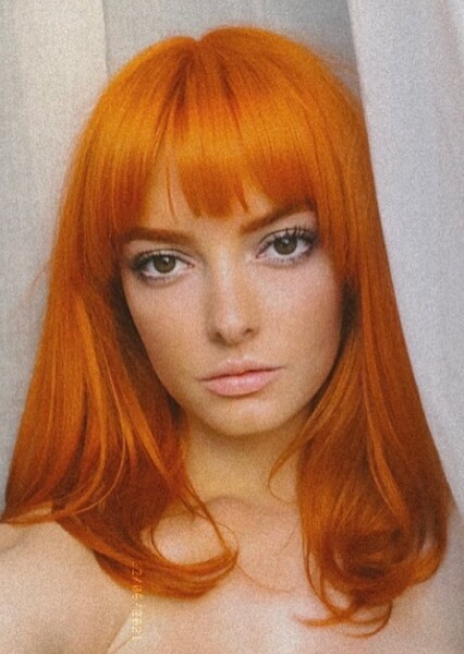 Dakota Blue Richards photo