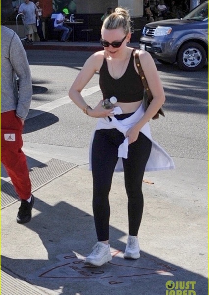 Dakota Fanning photo