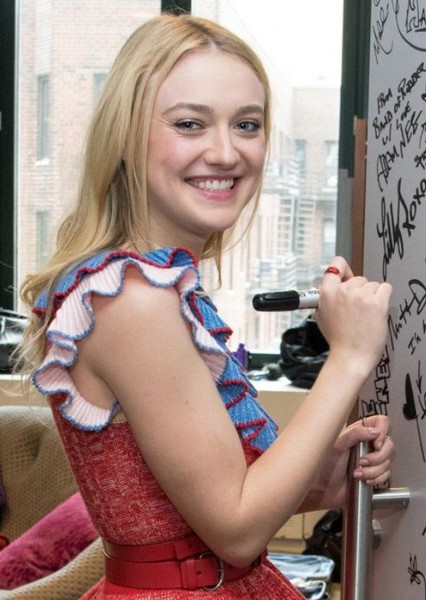 Dakota Fanning photo