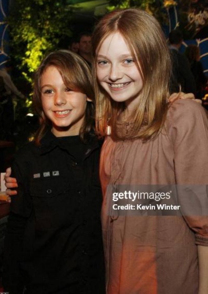 Dakota Fanning and Dominic Scott Kay photo
