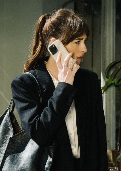 Dakota Johnson photo