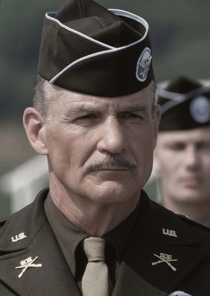 Dale Dye photo