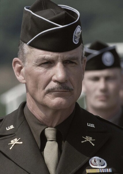 Dale Dye photo