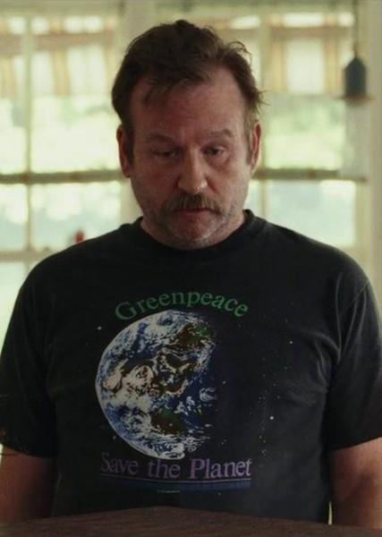 Dallas Roberts photo