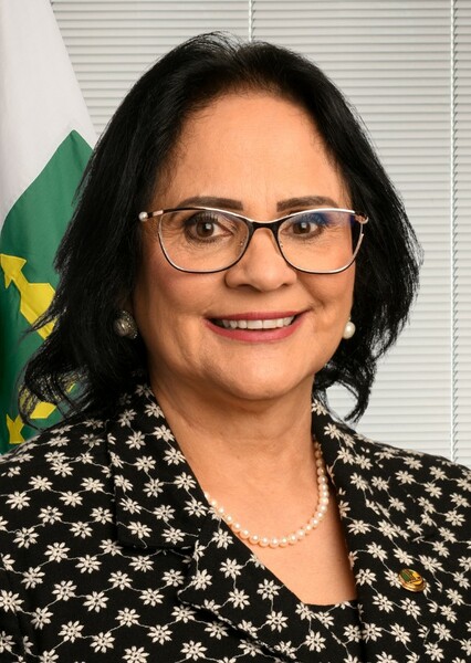 Damares Alves