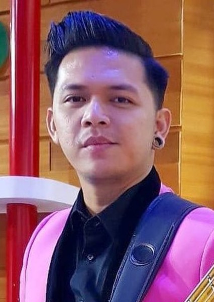 Damez Nababan