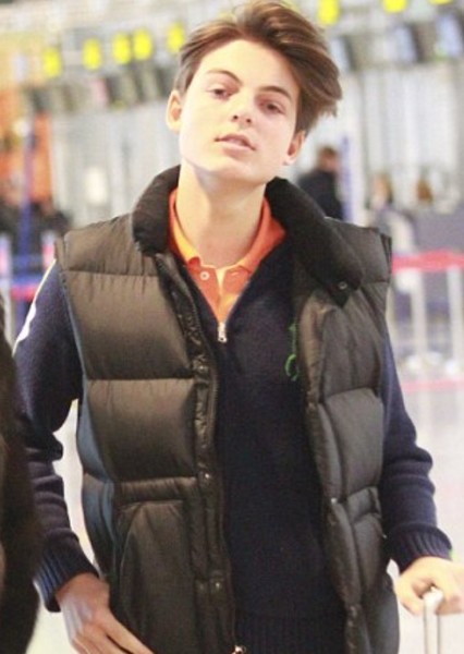Damian Hurley photo