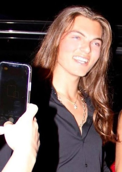 Damian Hurley photo