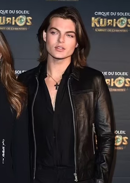 Damian Hurley photo