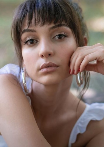 Damla Colbay photo