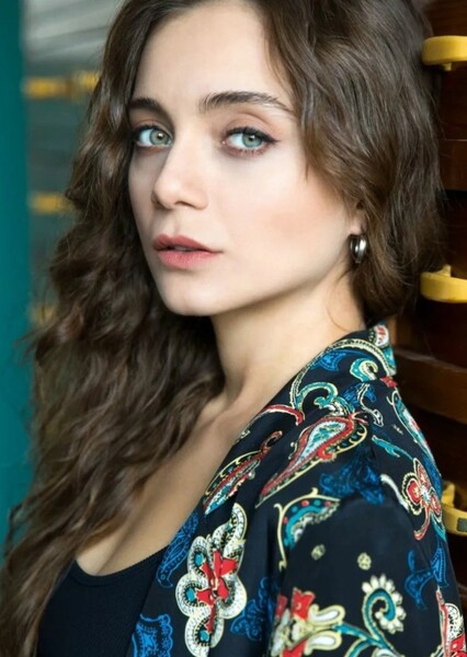 Damla Sönmez photo