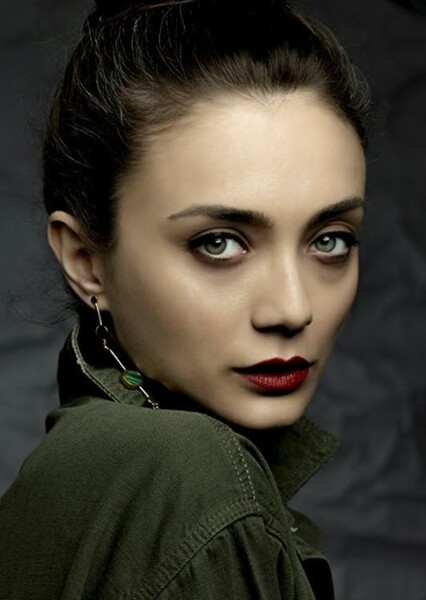 Damla Sönmez photo