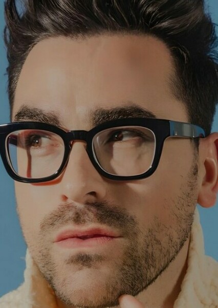 Dan Levy photo