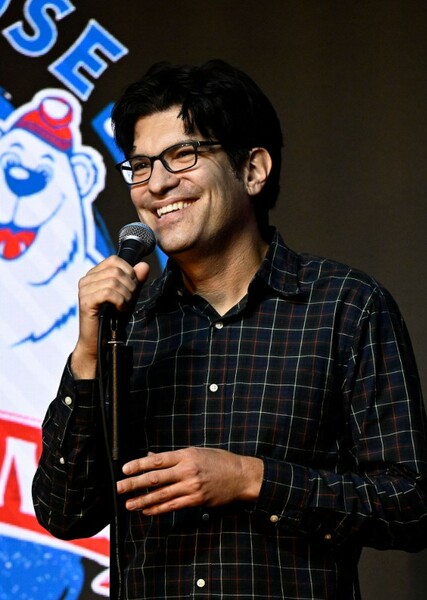 Dan Mintz photo