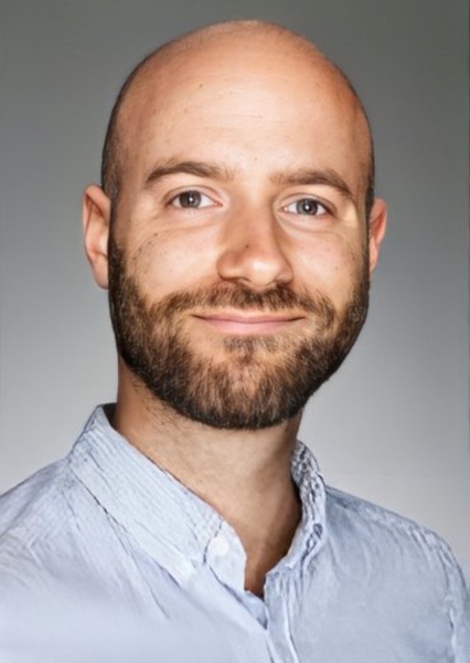 Dan Romer photo