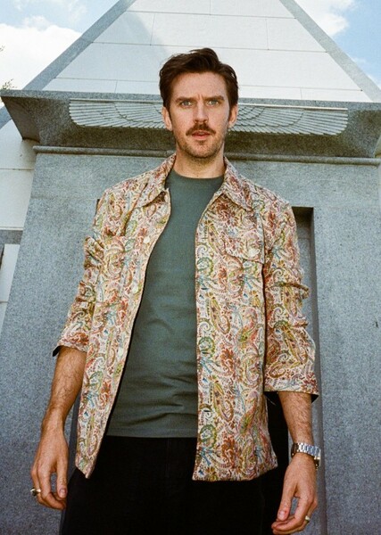 Dan Stevens photo