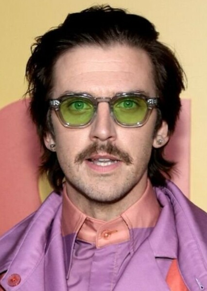 Dan Stevens photo
