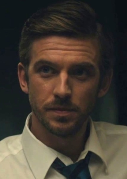 Dan Stevens photo