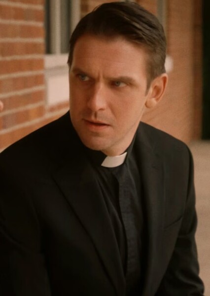 Dan Stevens photo