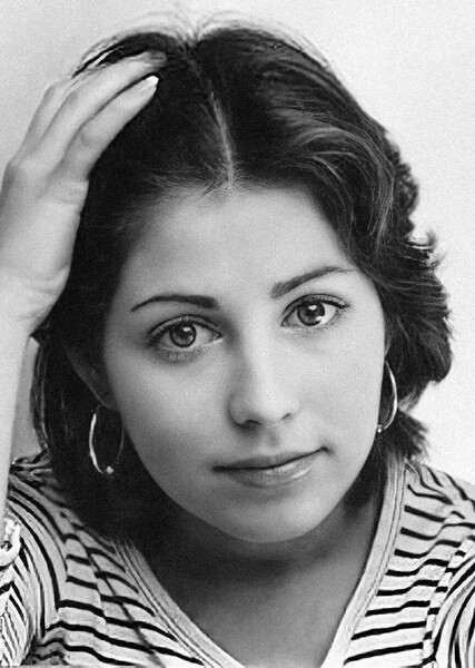 Dana Delany photo