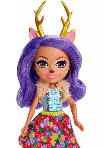 Danessa Deer photo