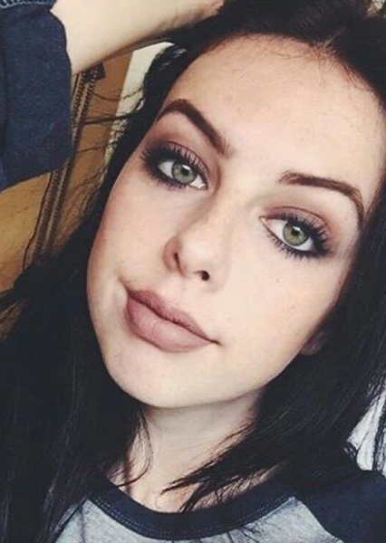 Dani Cimorelli photo