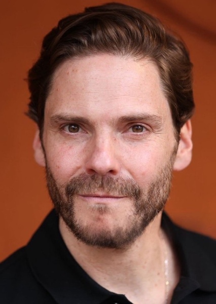 Daniel Brühl photo
