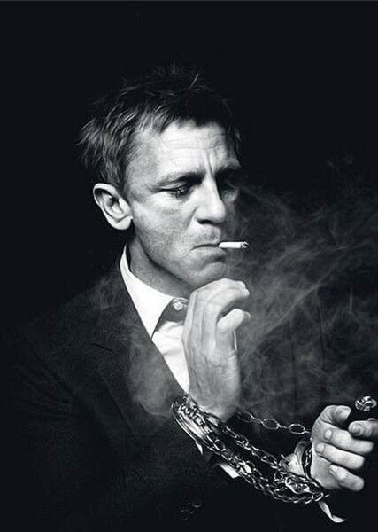 Daniel Craig