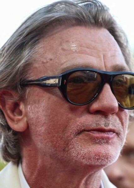 Daniel Craig photo
