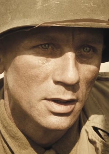 Daniel Craig