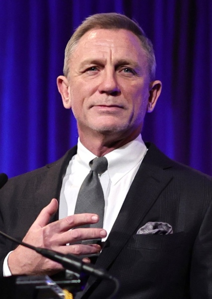 Daniel Craig photo