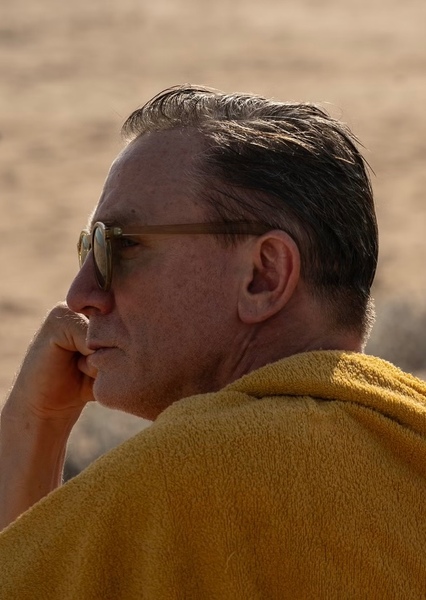 Daniel Craig photo