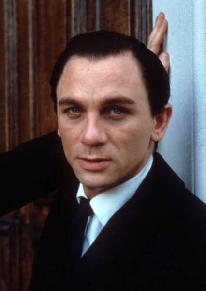 Daniel Craig