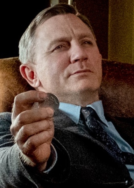 Daniel Craig photo