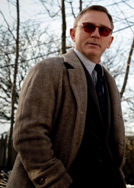 Daniel Craig