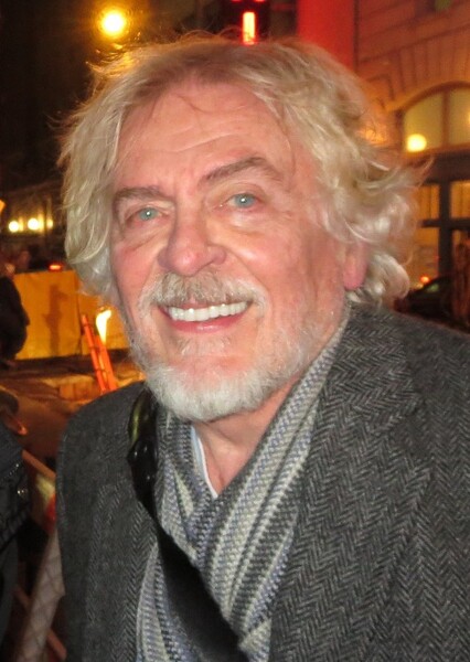 Daniel Davis photo