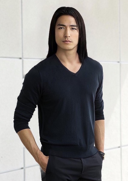 Daniel Henney photo