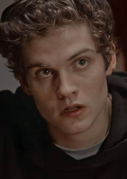 Daniel Sharman photo