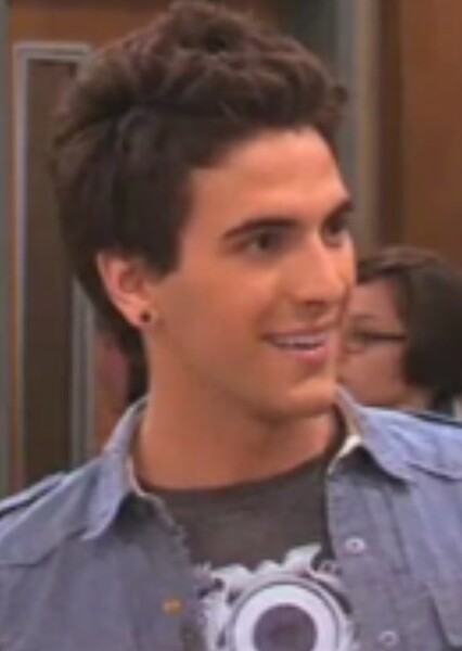 Daniel (Victorious) photo