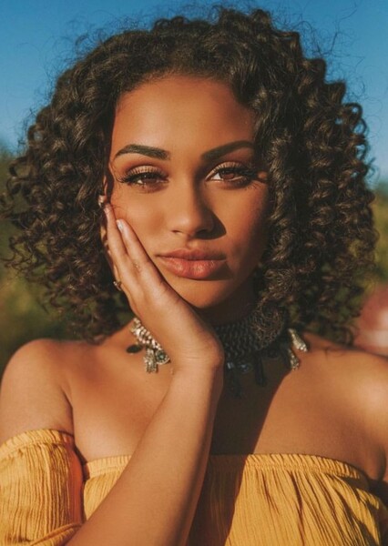 Daniella Perkins photo