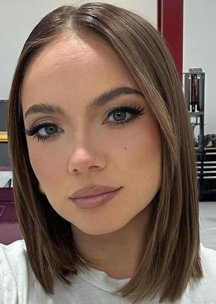 Danielle Bradbery photo