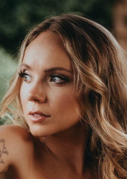 Danielle Bradbery photo