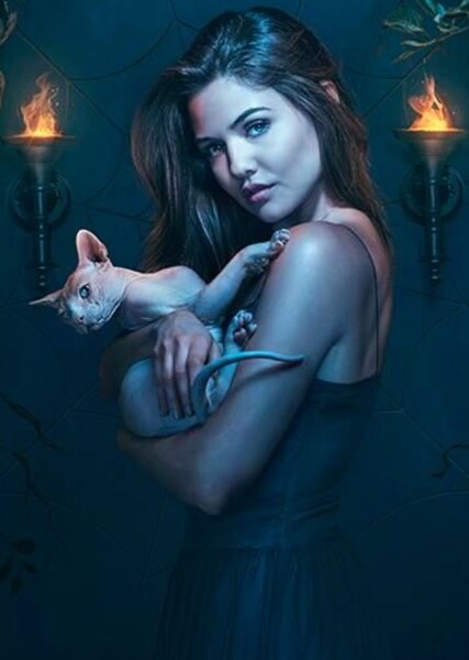 Danielle Campbell photo