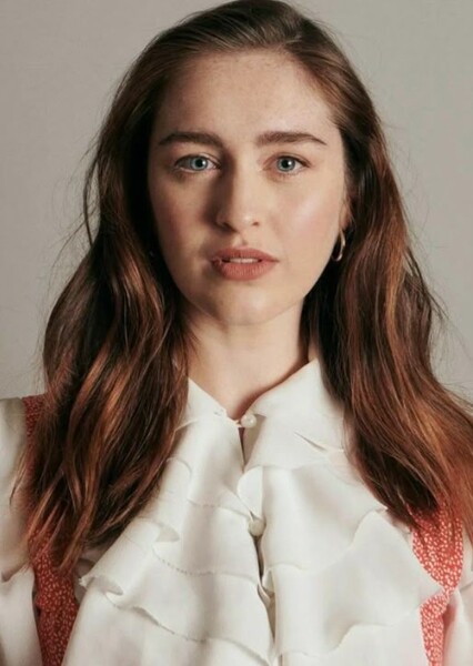 Danielle Galligan photo