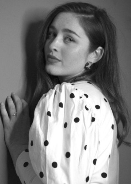 Danielle Galligan photo