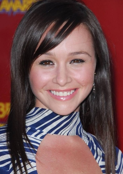 Danielle Harris photo