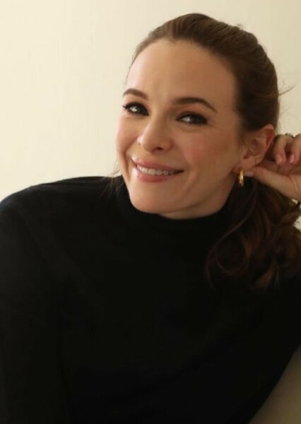 Danielle Panabaker photo