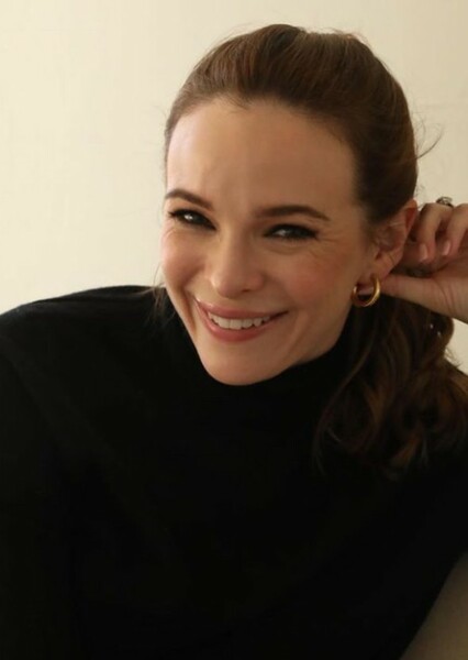 Danielle Panabaker photo